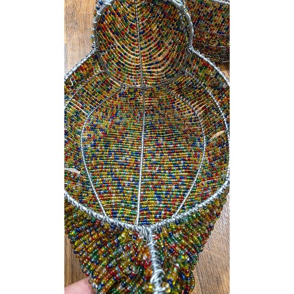 Set Of 2 Handmade Beaded Wire Chicken Baskets For Decor Or Storage - Picture 11 of 12